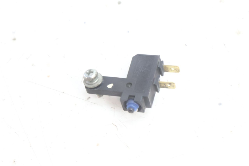 photo de INTERRUTTORE STOP SINISTRA YAMAHA N-MAX NMAX 125 (2021 - 2024) - Dettaglio del componente