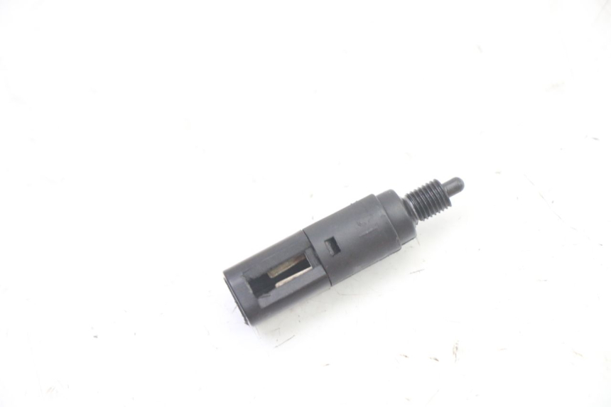 photo de INTERRUTTORE STOP SINISTRA GILERA RUNNER SP 50 (2006 - 2008) - Dettaglio del componente