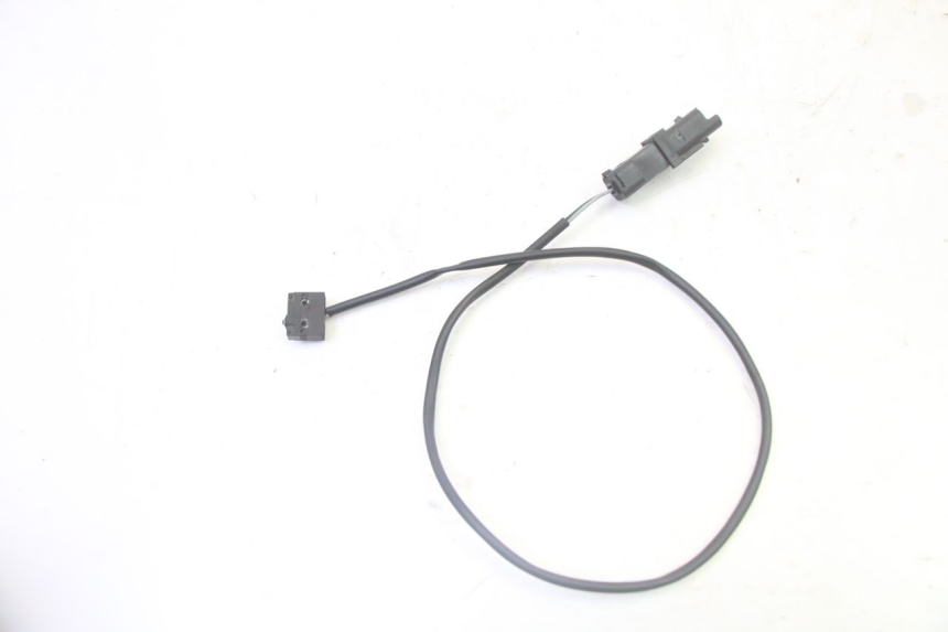 photo de INTERRUTTORE STOP SINISTRO PEUGEOT SATELIS 125 (2006 - 2009) - Vista principale