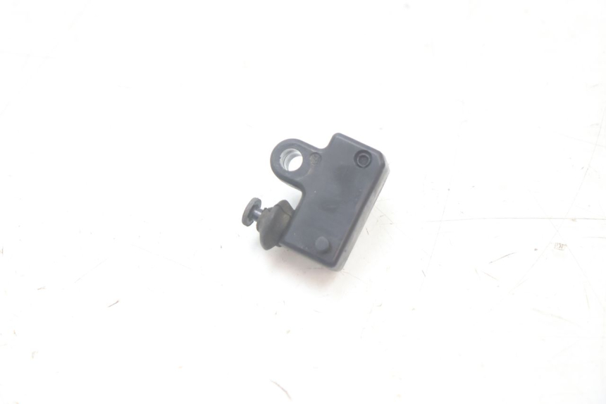 photo de CONTACTEUR STOP SINISTRO YAMAHA XMAX X-MAX 125 (2006 - 2009) - Altra angolazione