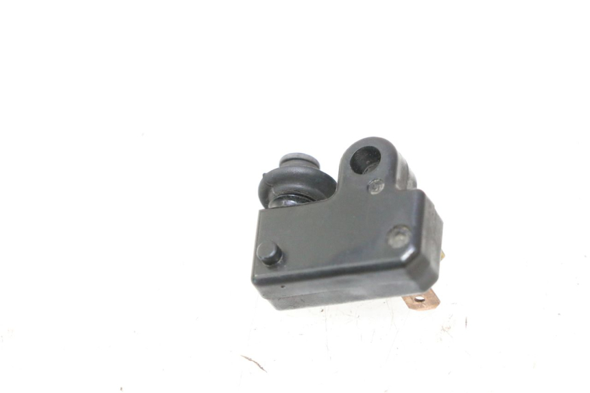 photo de INTERRUTTORE STOP SINISTRA YAMAHA X-MAX XMAX 125 (2010 - 2013) - Dettaglio del componente