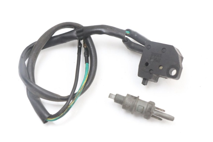 photo de CONTACTEUR FEU STOP PEUGEOT KISBEE 4T 50 (2018 - 2022) - Zoom sullo stato d'uso