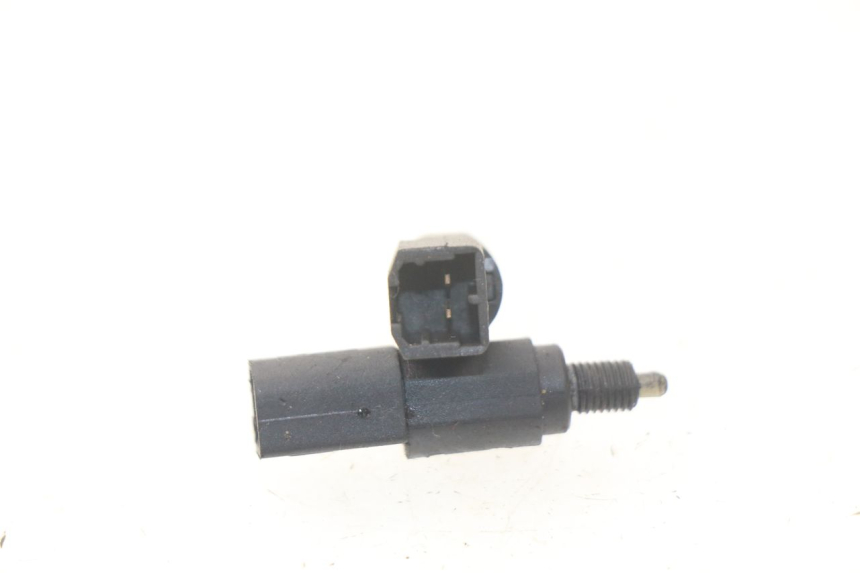 photo de INTERRUTTORE STOP PIAGGIO LIBERTY 4T 50 (2004 - 2008) - Dettaglio del componente