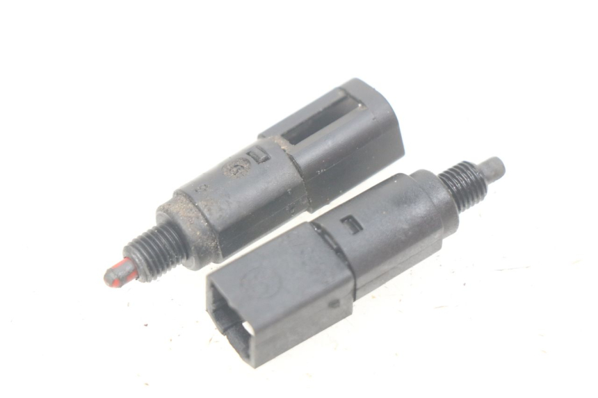 photo de INTERRUTTORE STOP PIAGGIO LIBERTY 4T 50 (2004 - 2008) - Vista principale