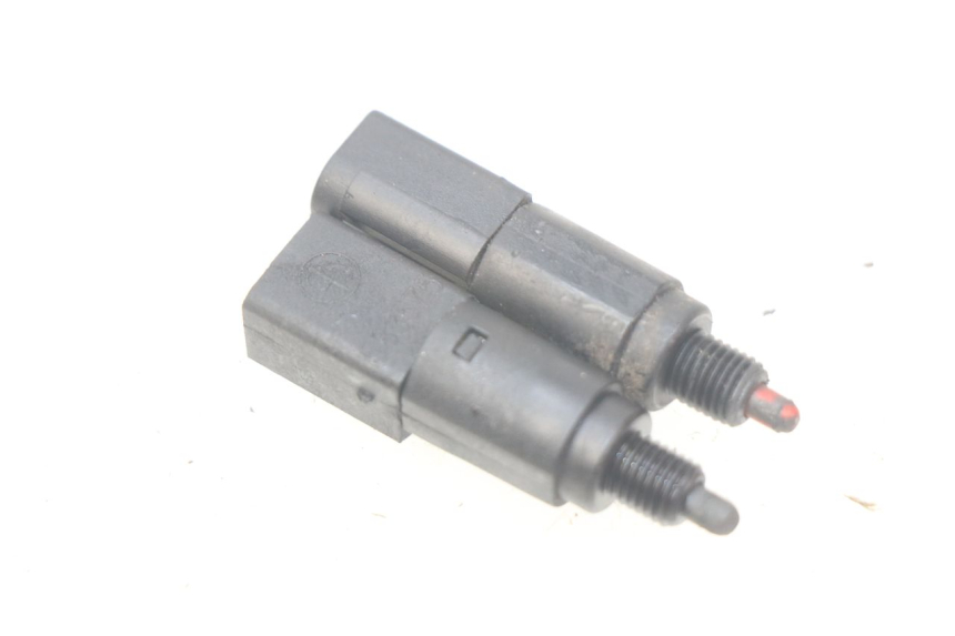 photo de INTERRUTTORE STOP PIAGGIO LIBERTY 4T 50 (2004 - 2008) - Dettaglio del componente