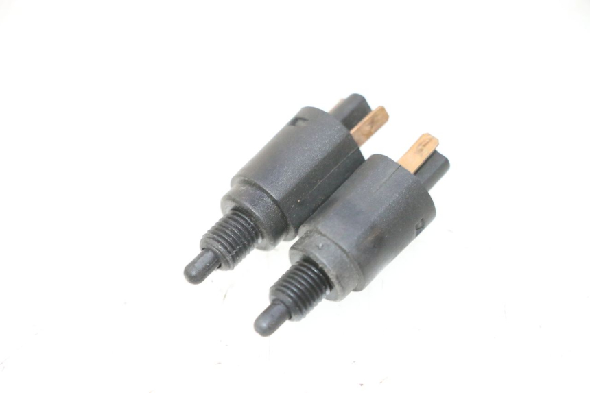 photo de INTERRUTTORE STOP PIAGGIO LIBERTY IGET 4T 50 (2015 - 2020) - Vista principale