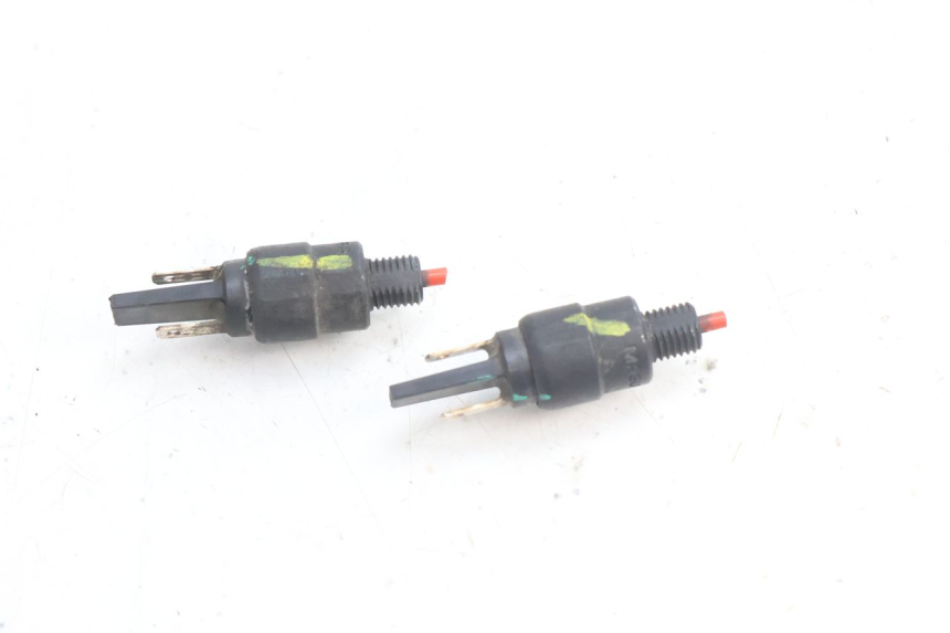 photo de INTERRUTTORE STOP PIAGGIO LIBERTY IGET 4T 50 (2021 - 2025) - Dettaglio del componente