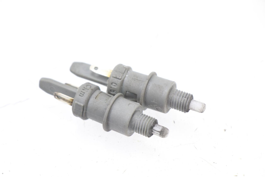 photo de INTERRUTTORE STOP PEUGEOT LUDIX 50 (2005 - 2007) - Vista principale