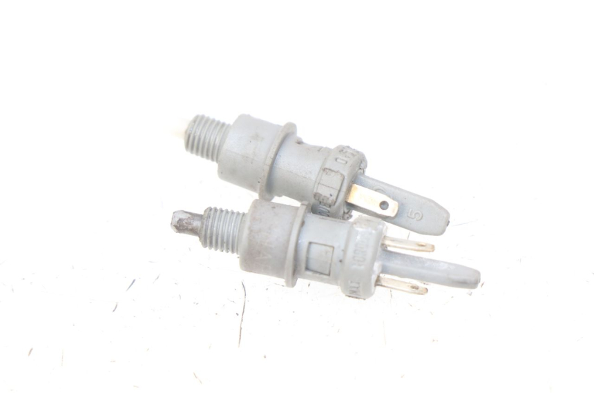 photo de INTERRUTTORE STOP PEUGEOT LUDIX 50 (2008 - 2017) - Dettaglio del componente