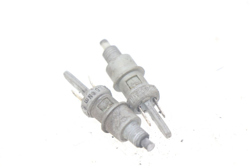 photo de INTERRUTTORE STOP PEUGEOT LUDIX 50 (2008 - 2017) - Vista principale