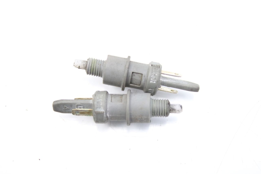 photo de INTERRUTTORE STOP PEUGEOT LUDIX 50 (2008 - 2017) - Vista principale