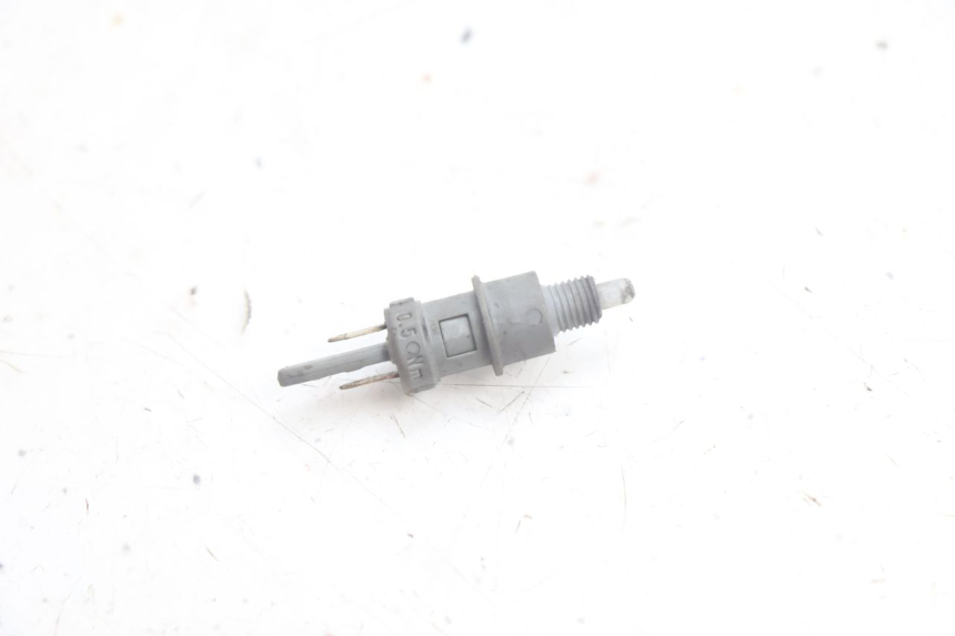 photo de INTERRUTTORE STOP PEUGEOT LUDIX PRO 2T 50 (2010 - 2017) - Dettaglio del componente