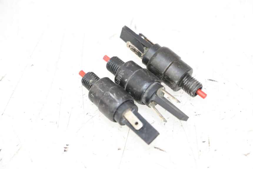 photo de INTERRUTTORE STOP PIAGGIO MP3 500 (2011 - 2015) - Dettaglio del componente