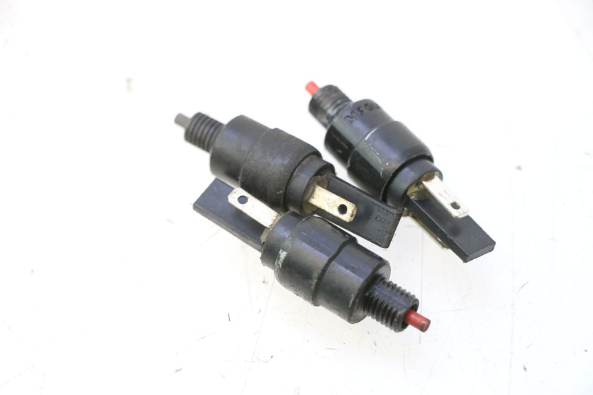 photo de INTERRUTTORE STOP PIAGGIO MP3 500 (2011 - 2015) - Dettaglio del componente
