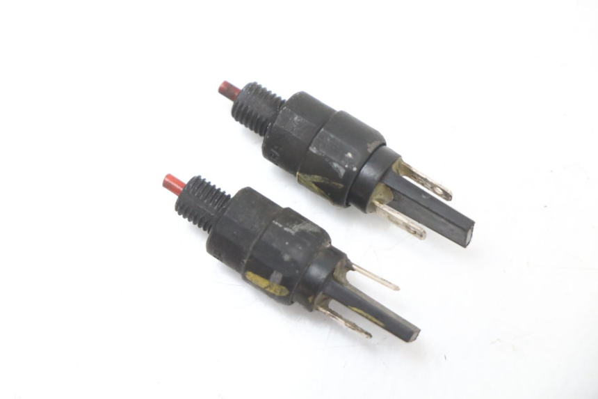 photo de INTERRUTTORE STOP PIAGGIO NEW TYPHOON 50 (2018 - 2021) - Dettaglio del componente