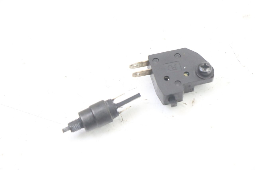 photo de INTERRUTTORE STOP PEUGEOT STREETZONE I 2T 50 (2018 - 2020) - Dettaglio del componente