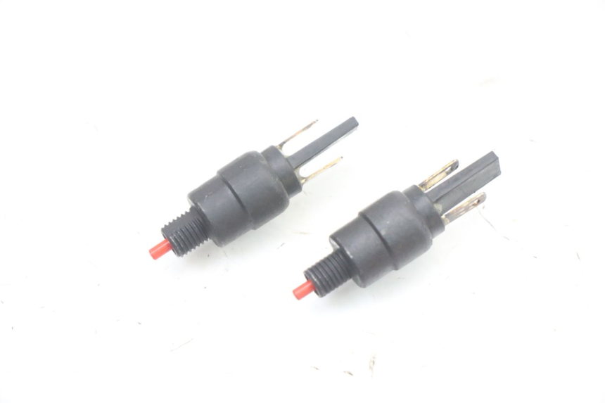 photo de INTERRUTTORE STOP PIAGGIO NRG POWER PUREJET 50 (2018 - 2021) - Vista principale