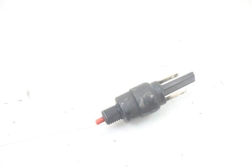 photo de INTERRUTTORE STOP PIAGGIO ZIP 4T 50 (2018 - 2020) - Vista principale