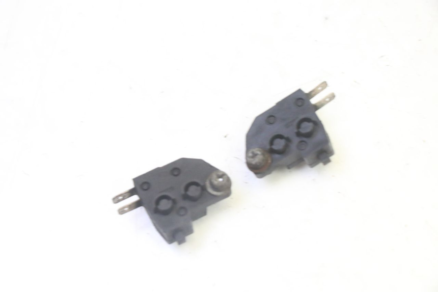 photo de INTERRUTTORE STOP PEUGEOT SATELIS 125 (2013 - 2018) - Dettaglio del componente