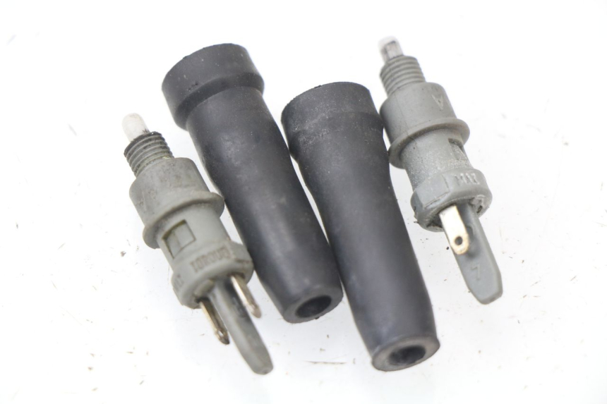 photo de Interruttore Stop PEUGEOT SPEEDFIGHT 2 AC 50 (2000 - 2009) - Vista principale