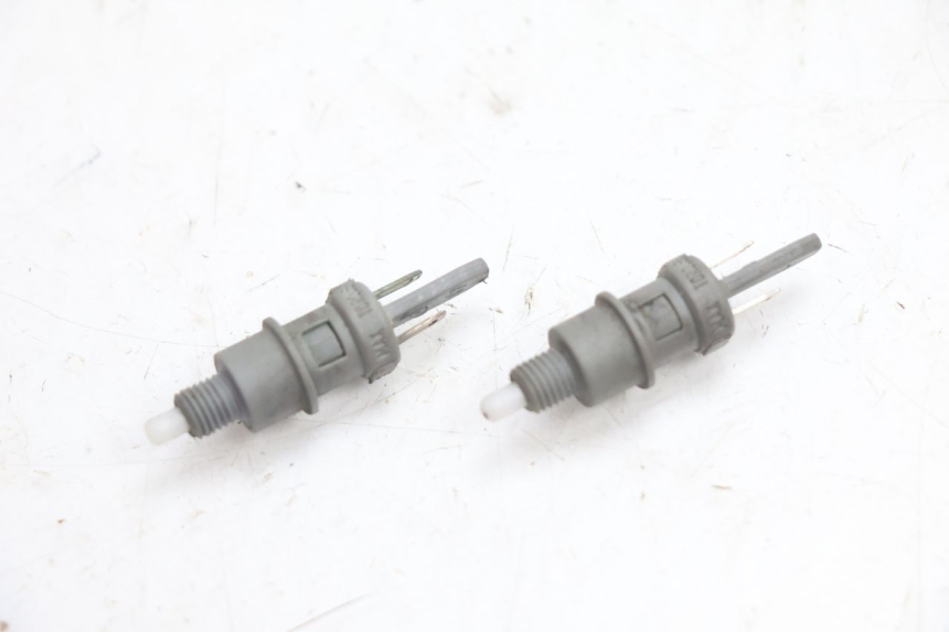 photo de Interruttore Stop PEUGEOT SPEEDFIGHT 2 AC 50 (2000 - 2009) - Vista principale
