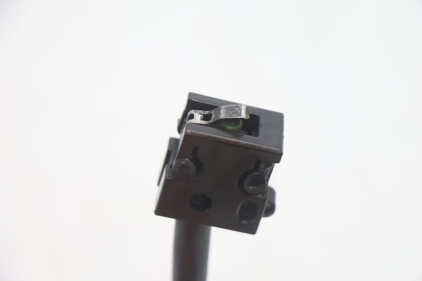 photo de INTERRUTTORE STOP CAN-AM SPYDER RS 1000 (2008 - 2012) - Dettaglio del componente