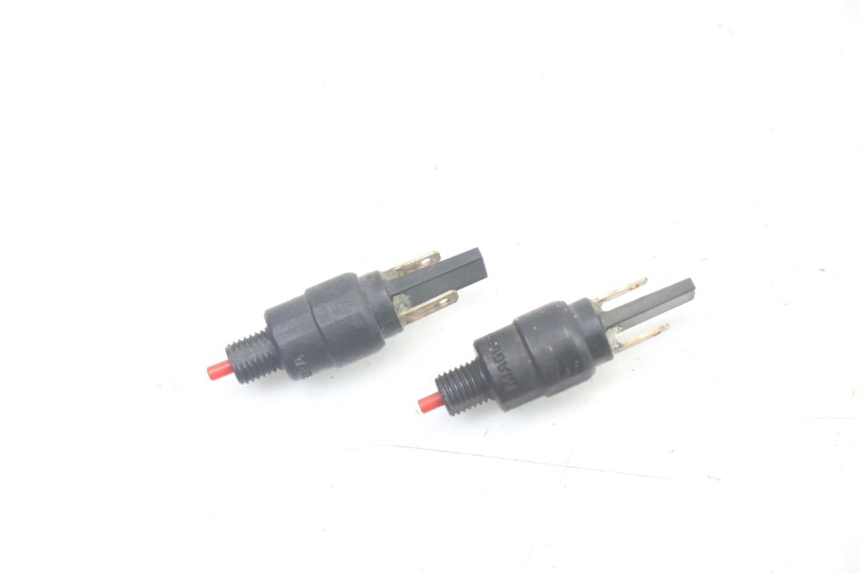 photo de INTERRUTTORE STOP APRILIA SXR 50 (2021 - 2023) - Vista principale