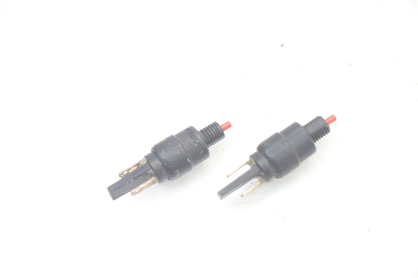 photo de INTERRUTTORE STOP APRILIA SXR 50 (2021 - 2023) - Dettaglio del componente