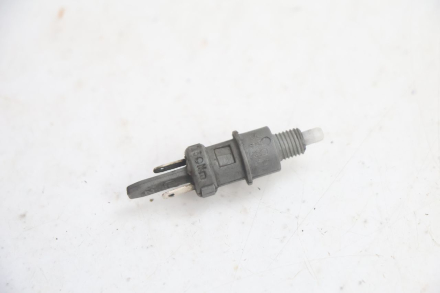 photo de INTERRUTTORE STOP PEUGEOT TREKKER 50 (1995 - 2004) - Dettaglio del componente