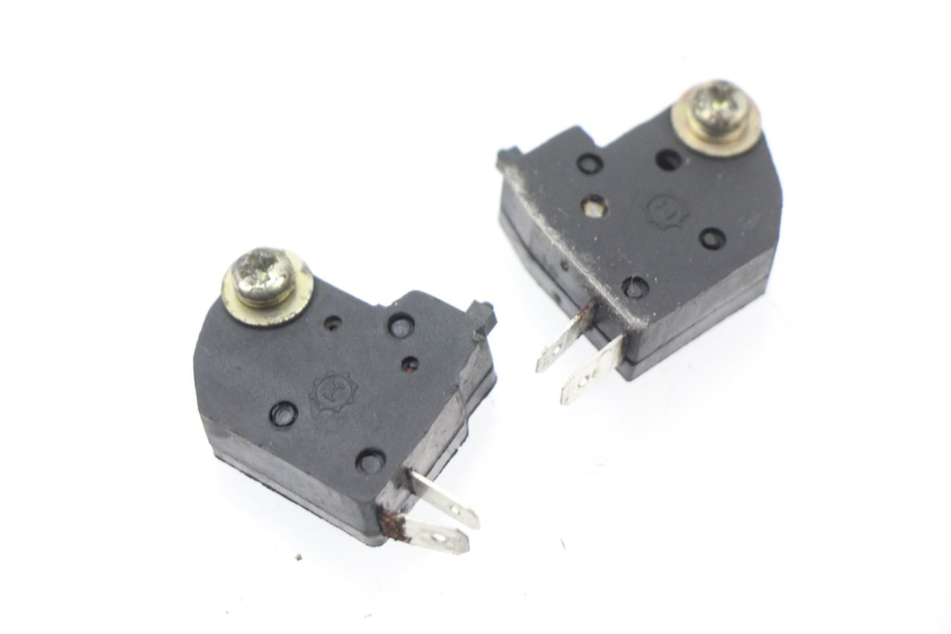 photo de Interruttore Stop REVATTO URBA GT 125 (2007 - 2017) - Vista principale