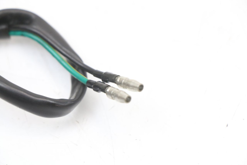 photo de INTERRUTTORE STOP PEUGEOT V-CLIC VCLIC 50 (2007 - 2013) - Dettagli dei punti di fissaggio