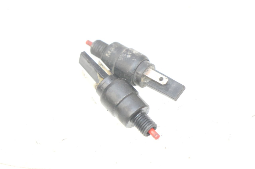 photo de INTERRUTTORE STOP PIAGGIO VESPA PRIMAVERA 2T 50 (2013 - 2018) - Dettaglio del componente