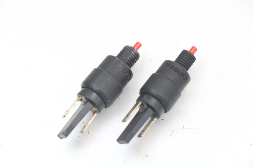 photo de INTERRUTTORE STOP PIAGGIO VESPA PRIMAVERA 4T 50 (2021 - 2024) - Dettaglio del componente