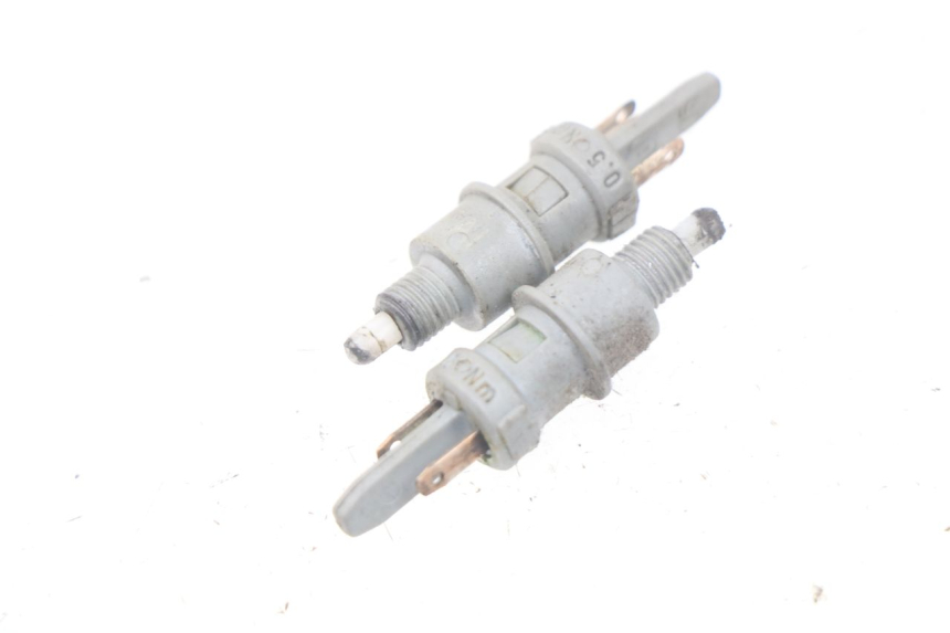 photo de INTERRUTTORE STOP PEUGEOT VIVACITY 50 (1998 - 2003) - Dettaglio del componente