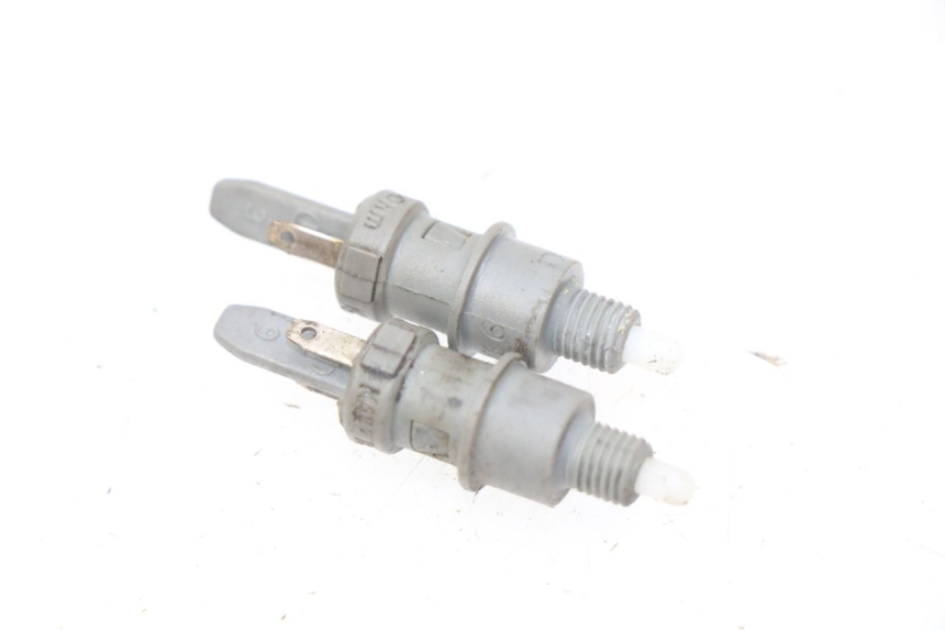 photo de INTERRUTTORE STOP PEUGEOT VIVACITY 50 (1998 - 2003) - Vista principale