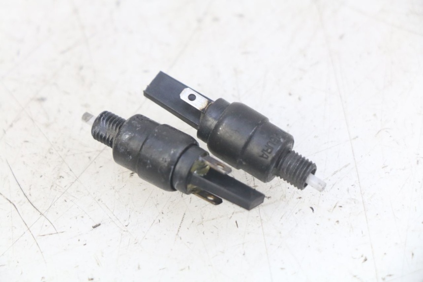 photo de INTERRUTTORE STOP PIAGGIO XEVO - X EVO 125 (2007 - 2017) - Dettaglio del componente