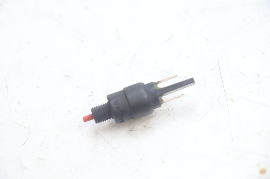 photo de INTERRUTTORE STOP PIAGGIO ZIP IGET 4T 50 (2021 - 2023) - Vista principale