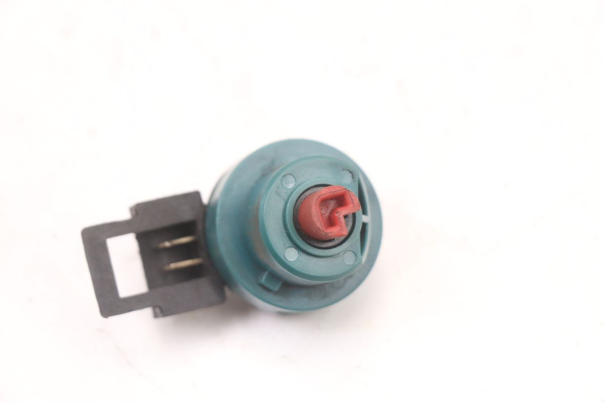 photo de INTERRUTTORE APRILIA SR MOTARD 50 (2012 - 2018) - Zoom sullo stato d'uso