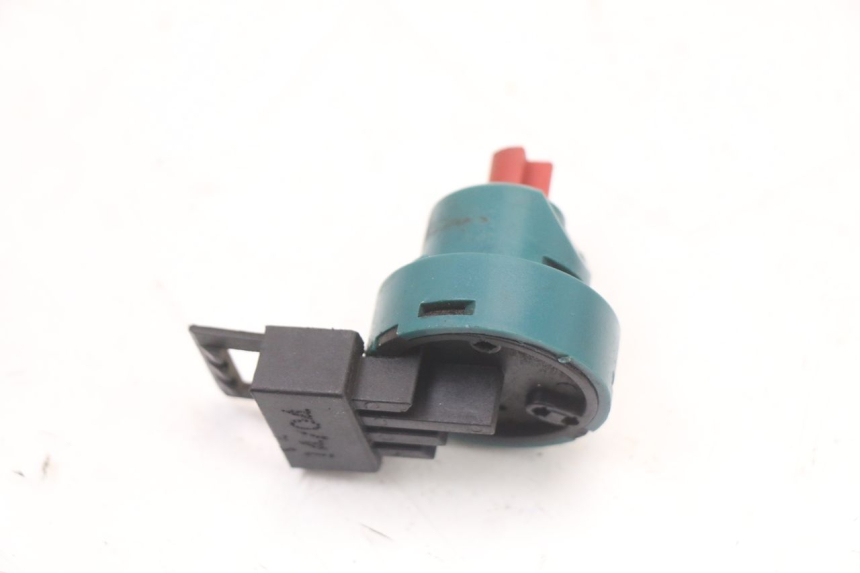 photo de INTERRUTTORE APRILIA SR MOTARD 50 (2012 - 2018) - Altra angolazione