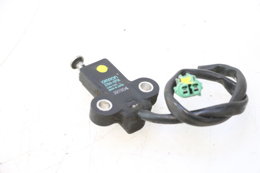 photo de INTERRUTTORE DI ACCENSIONE CAVALLETTO SUZUKI BURGMAN 125 (2007 - 2014) - Dettaglio del componente