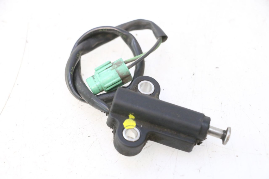 photo de INTERRUTTORE DI ACCENSIONE CAVALLETTO SUZUKI BURGMAN 125 (2007 - 2014) - Dettagli dei punti di fissaggio