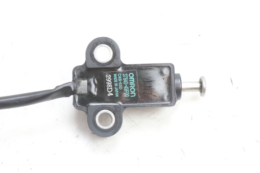 photo de INTERRUTTORE DI ACCENSIONE CAVALLETTO SUZUKI BURGMAN 125 (2007 - 2014) - Primo piano tecnico