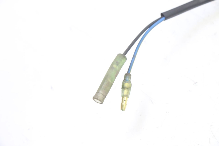 photo de INTERRUTTORE CAVALLETTO YAMAHA BW'S 100 (1999 - 2002) - Primo piano tecnico