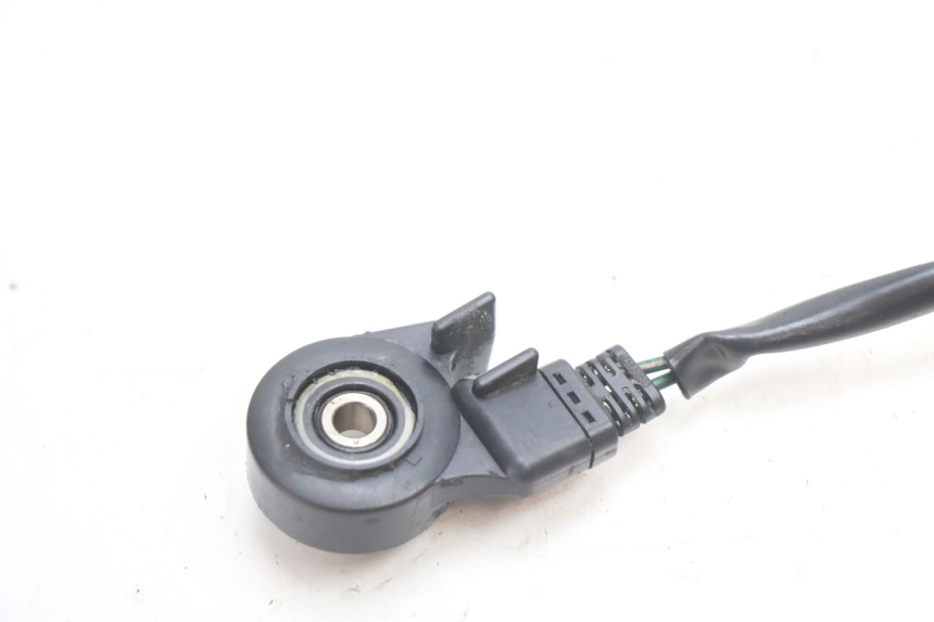 photo de INTERRUTTORE CAVALLETTO HONDA CB F HORNET 600 (2005 - 2006) - Dettaglio del componente