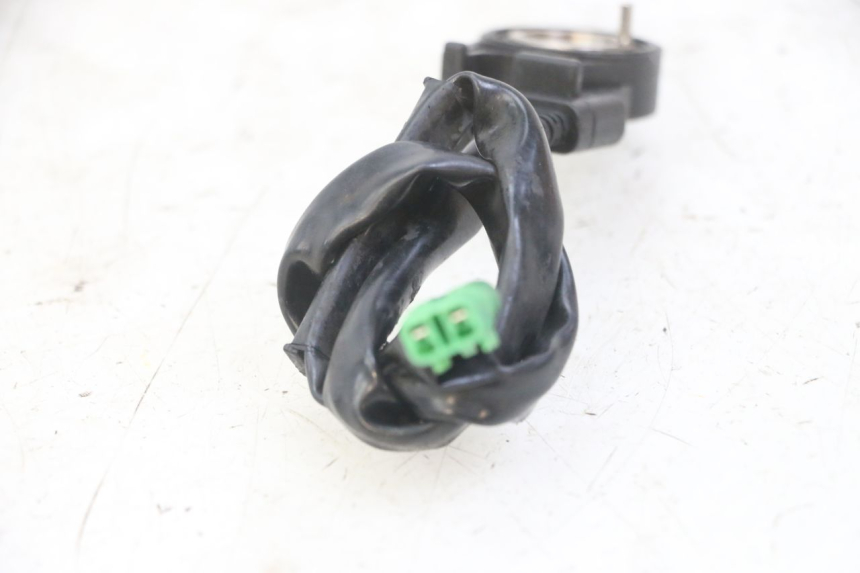 photo de INTERRUTTORE CAVALLETTO HONDA CBF 500 (2004 - 2007) - Zoom sullo stato d'uso