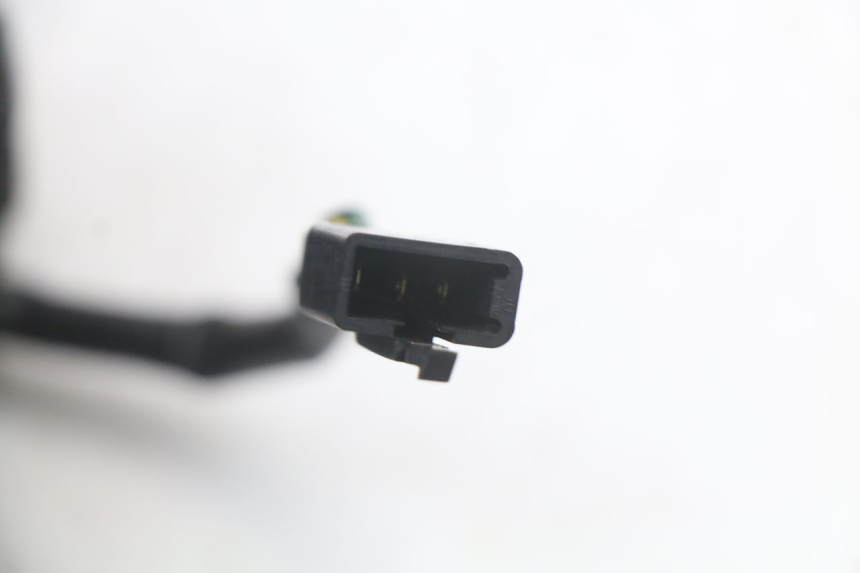 photo de INTERROMPI IL CONTATTO DELLA CAVALLETTO KYMCO DINK STREET ABS 125 (2011 - 2018) - Primo piano tecnico