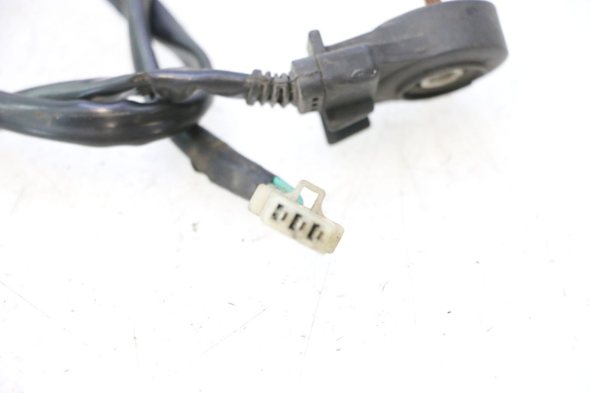 photo de INTERRUTTORE CAVALLETTO CF MOTO E-CHARM 125 (2005 - 2008) - Altra angolazione