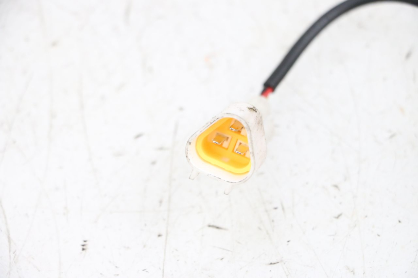 photo de INTERRUTTORE CAVALLETTO SEGWAY NINEBOT E125S 1 (2022 - 2026) - Zoom sullo stato d'uso