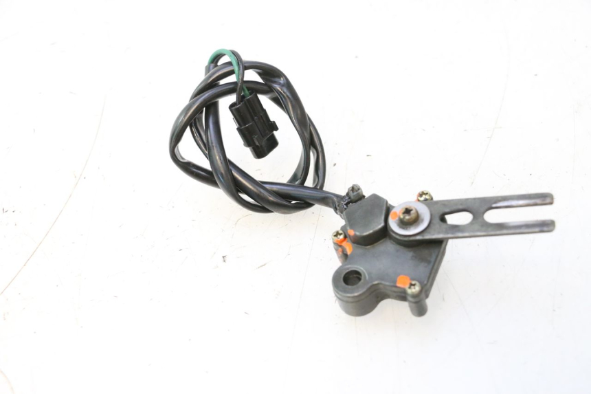 photo de INTERRUTTORE CAVALLETTO KAWASAKI ER-6 ER6 N 650 (2005 - 2009) - Zoom sullo stato d'uso