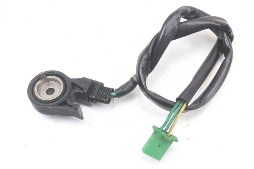 photo de INTERRUTTORE CAVALLETTO HONDA FES PANTHEON 2T 125 (1998 - 2002) - Zoom sullo stato d'uso
